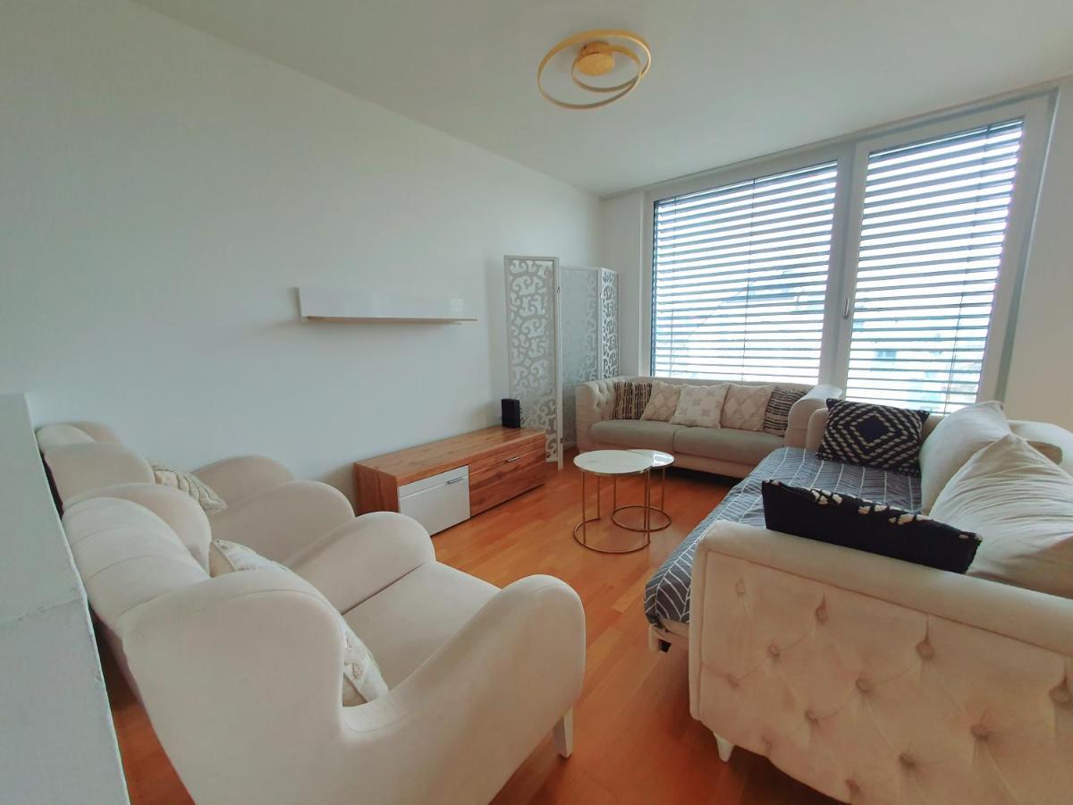 Near Lake Two Bedroom Duplex Apartment Wien Eksteriør bilde