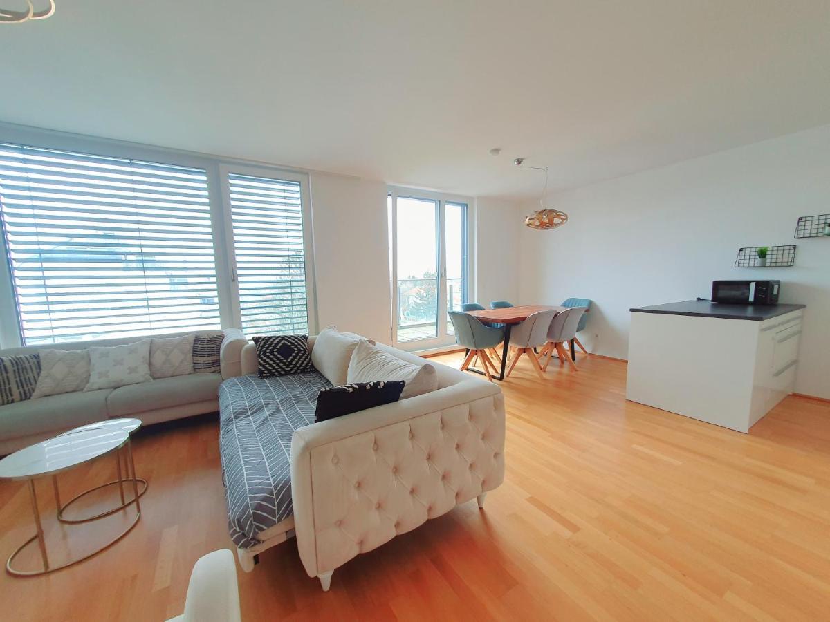 Near Lake Two Bedroom Duplex Apartment Wien Eksteriør bilde